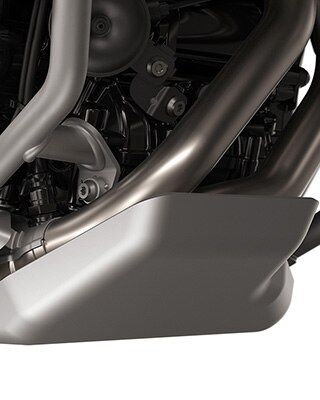 La protección del motor de aluminio de serie de la F 900 GS Adventure de BMW Motorrad